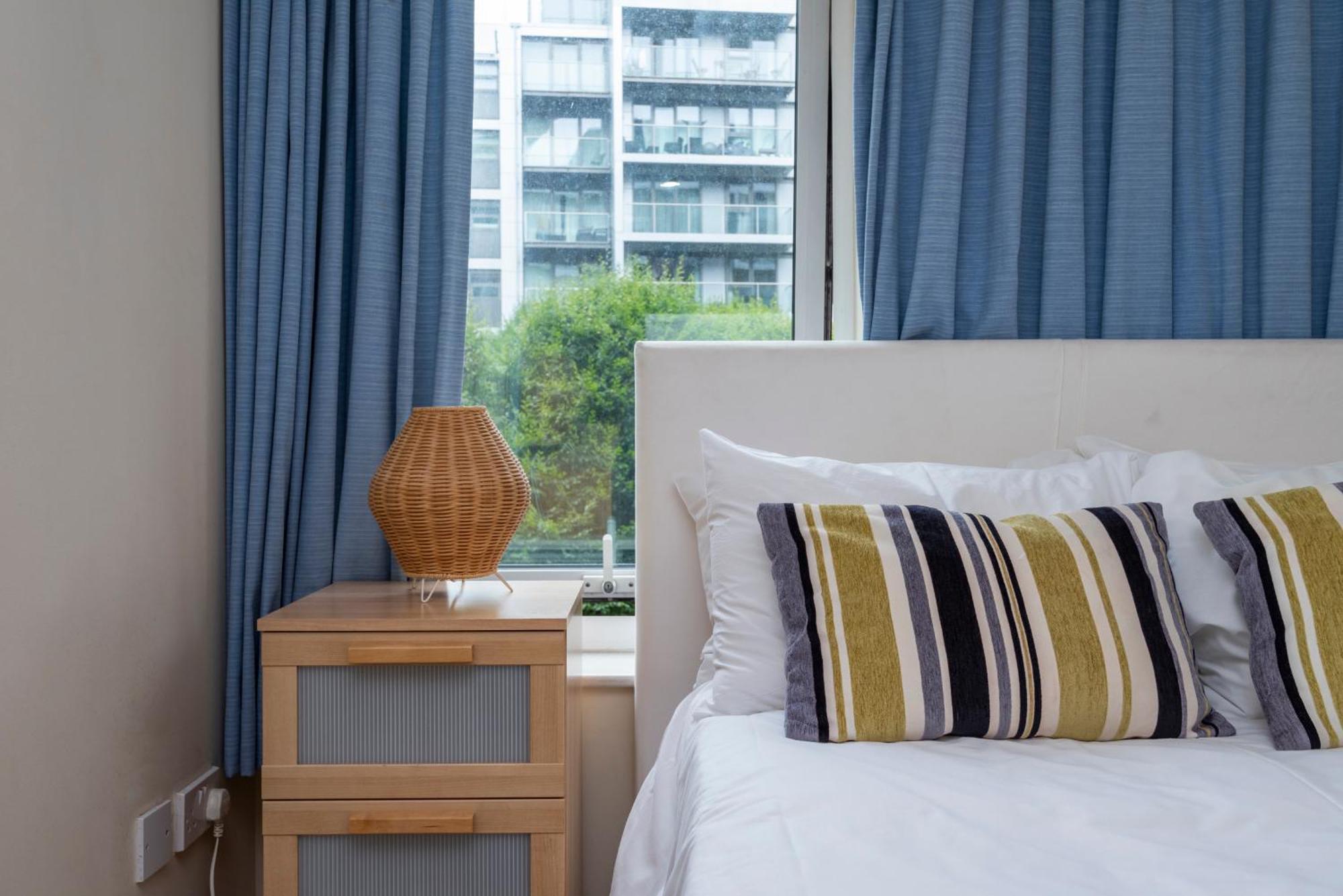 Battersea Power Station Apartment London Eksteriør bilde